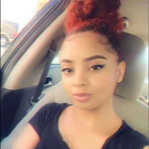 Meet your Posher, Kennya